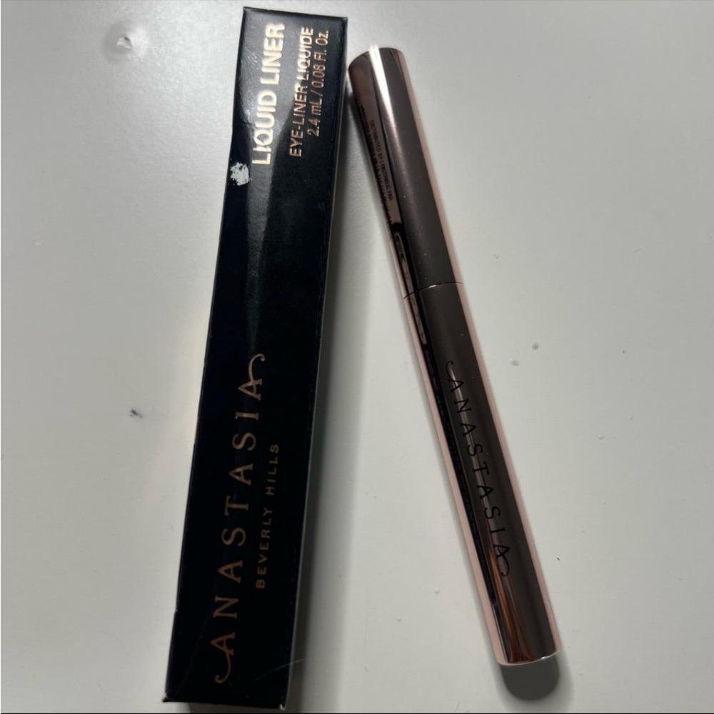 Anastasia Beverly Hills Liquid Liner - Sleek Black